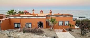 The colorful and historic San Jose del Cabo Art District, a popular neighborhood for expats and real estate investors.